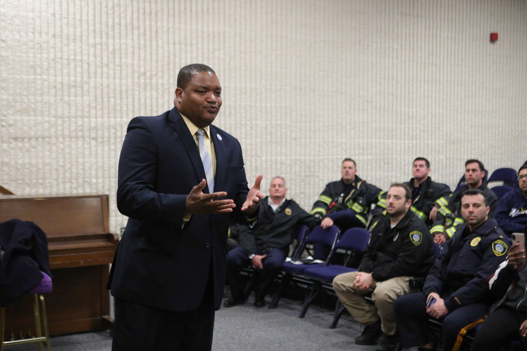 111419_nws_actownhall 397